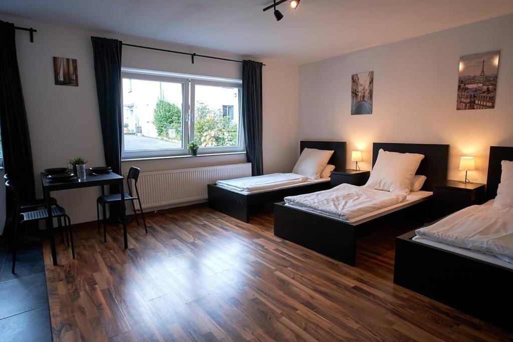 Mivano-Apartments *Netflix *Zentral *Wifi เซลเลอ ภายนอก รูปภาพ