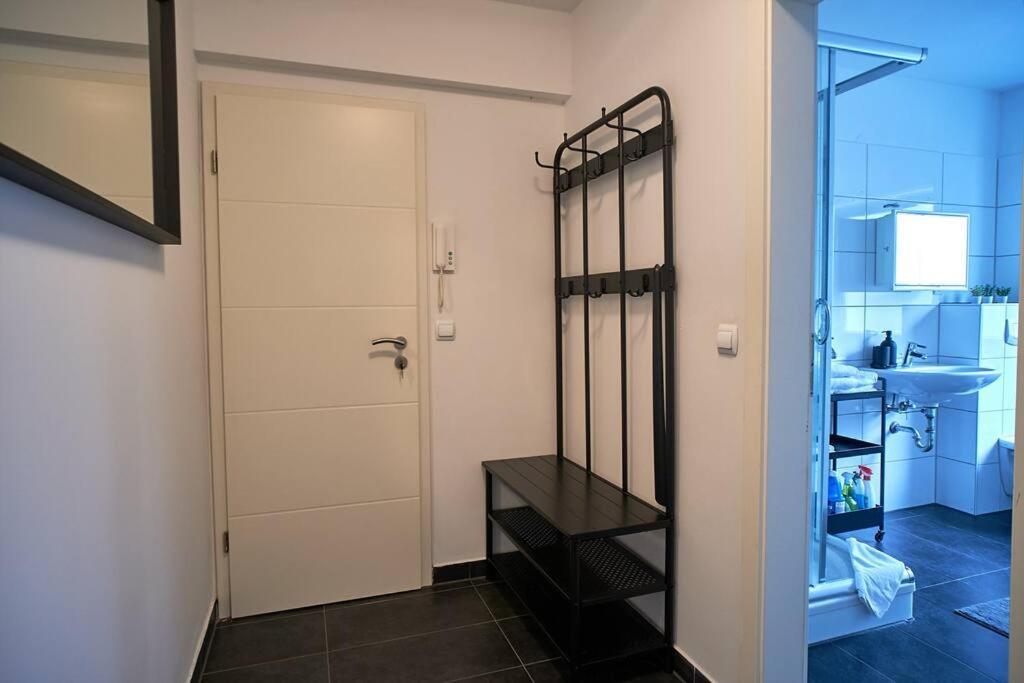Mivano-Apartments *Netflix *Zentral *Wifi เซลเลอ ภายนอก รูปภาพ